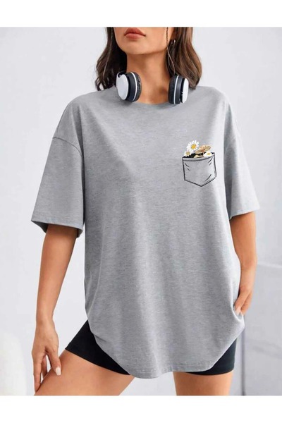 stg spor toptan giyim Γυναικείο μπλουζάκι Grimelange Pocket Flower με τύπωμα ...