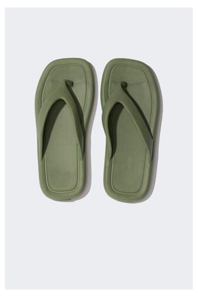 FyzHome Stylish Slippers Flip Flops Soft Sole Pool Beach Slippers