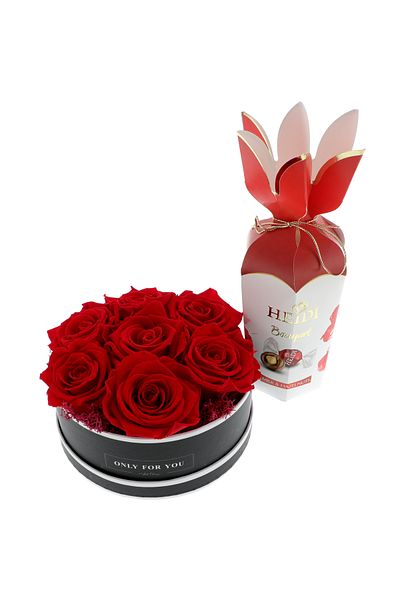 GiftExpress Luxury Rose Box Cryogenic Rose Arrangement