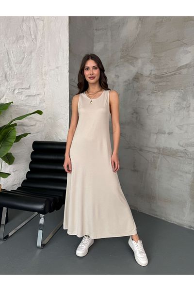 Elif Özbey Butik Modal φόρεμα με λεπτομέρεια ραφής στην πλάτη από πέτρα
