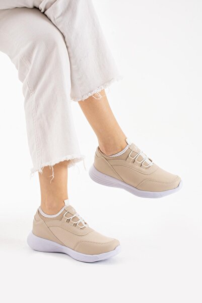 Tomato Bags حذاء رياضي نسائي مريح للاستخدام اليومي