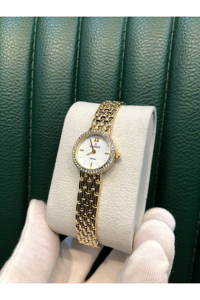 Essence Women's Wristwatch