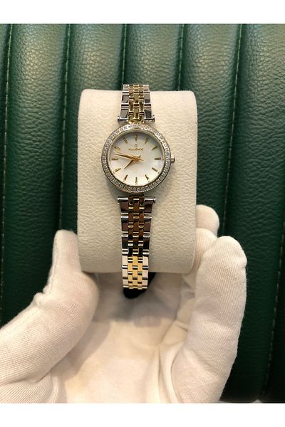 Essence Women's Wristwatch