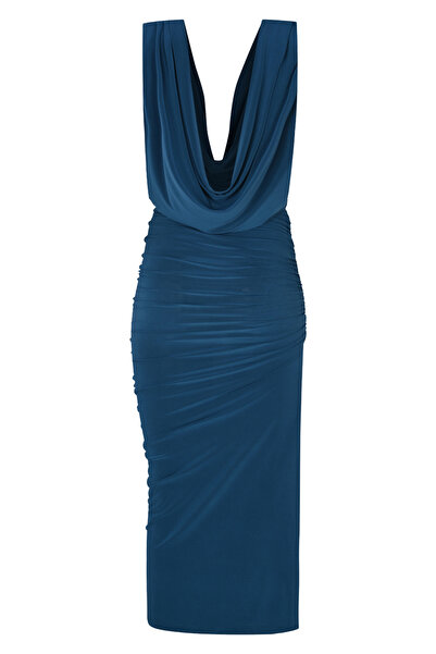 Whenever Company Petrol Yeşili Degaje Yaka Drapeli Yandan Yırtmaçlı Midi Boy Abiye Elbise