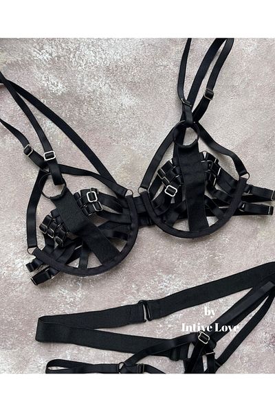 İntive Lingerie Εντυπωσιακό κοστούμι με κορδόνια σουτιέν με μαύρο εσώρουχο