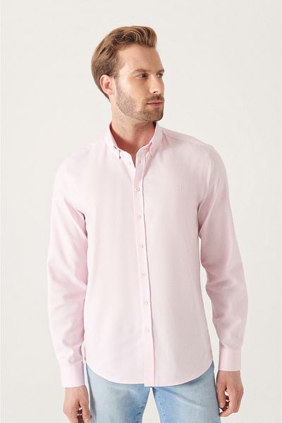 Avva Hellrosa Oxford-Hemd für Herren aus 100 % Baumwolle mit Knopfkragen B 002003