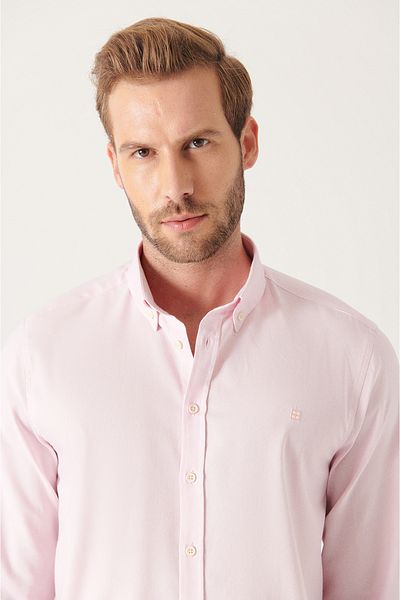 Avva Hellrosa Oxford-Hemd für Herren aus 100 % Baumwolle mit Knopfkragen B 002003
