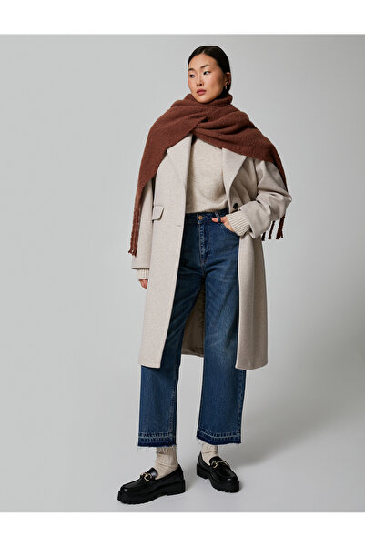 Koton Eșarfă lungă cu textura moale, cu ciucuri