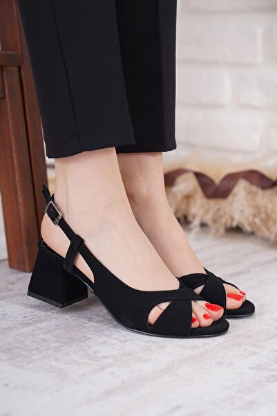 Moda Pie حذاء نسائي من Ace Side Open Cross بكعب منخفض أسود من جلد الغزال