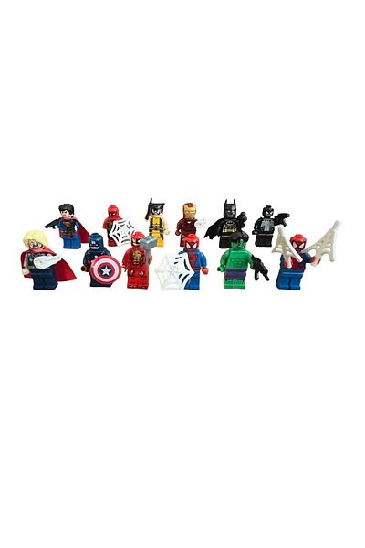 Ailenizin Oyuncakçısı Super Heroes 12 Figures Toy Set 23 Pieces