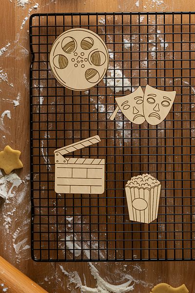 oalpo Cinema Set Cookie Mold, Dough Shaper, Biscuit Mold, Easy Cutting Tip