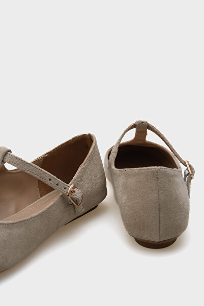 Capone Outfitters Belinda Buckle Women's Ballerinas