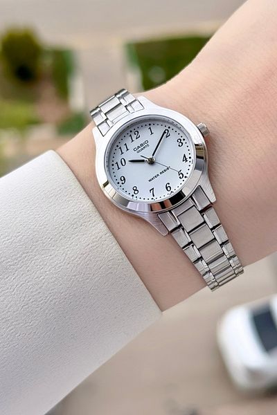 Casio Numeral Women's Wristwatch