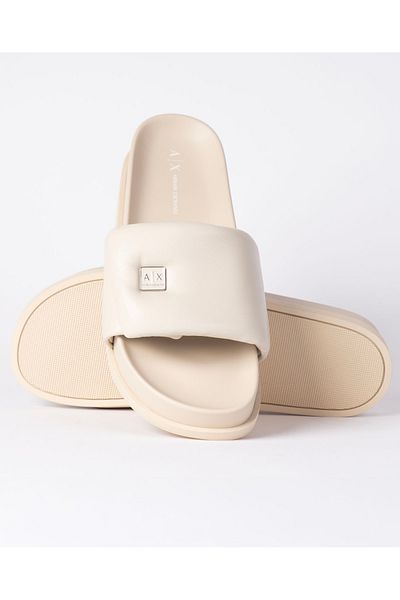 Armani Exchange شبشب نسائي بيج قابل للتعديل ونعل غير قابل للانزلاق XDP061 XV926-01819