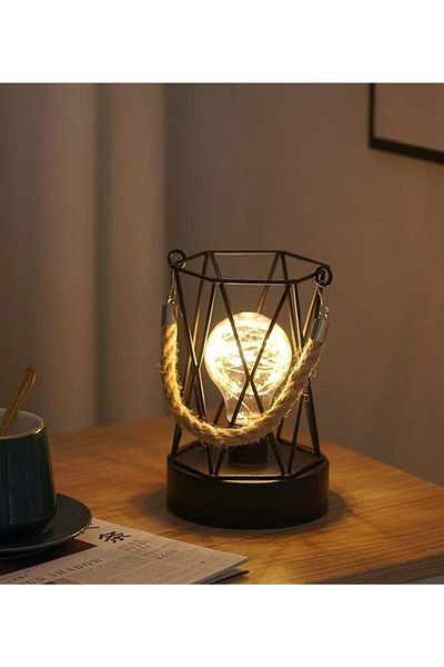 Nisf Alqamar Table Lamps