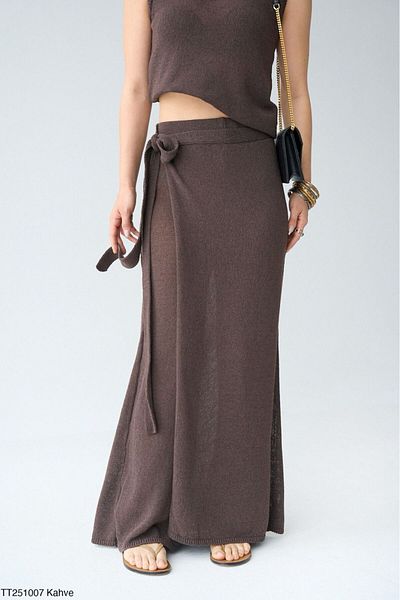 Lupies Women's Brown Sleeveless Blouse-Tie-Up Pants Knitwear Set