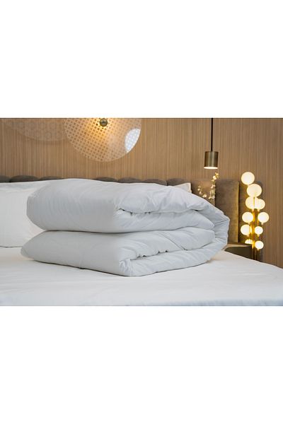 Gentelle 5-Star Hotel Quality Plain Duvet Cover – 250TC (White) - 170x245 cm - Single bed size