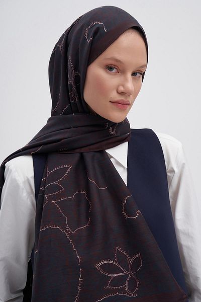 carell Sky Red Early Silk Shawl