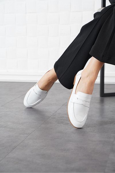 Moda Pie Balerini de damă din piele naturală cu curea Messedar Leofer alb