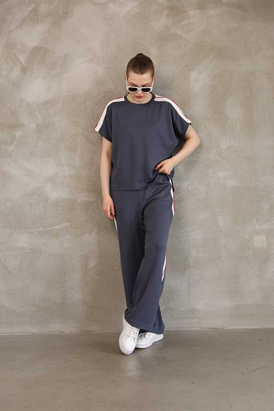 02Lady Fashion TEXTURA MOALE DETAIL DUNĂ CU PICIOARE LĂRĂȚI MODAL PANTALON SCURT DE ANTRENAMENT