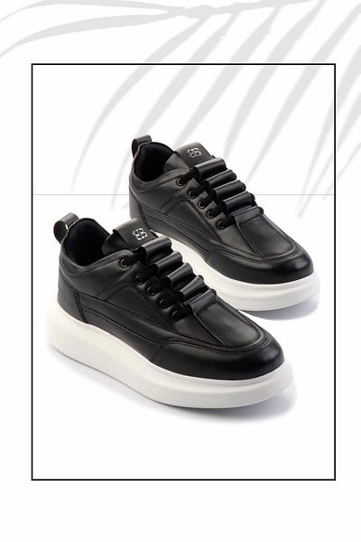 Bambi Black and White Women's Sneaker K01478103409