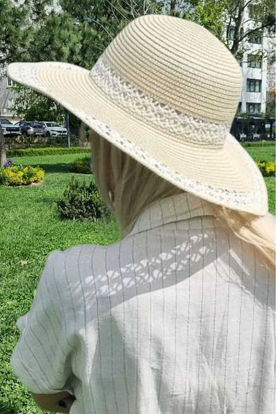 Uniquetrenders Women's Knitted Patterned Straw Summer Beach Hat
