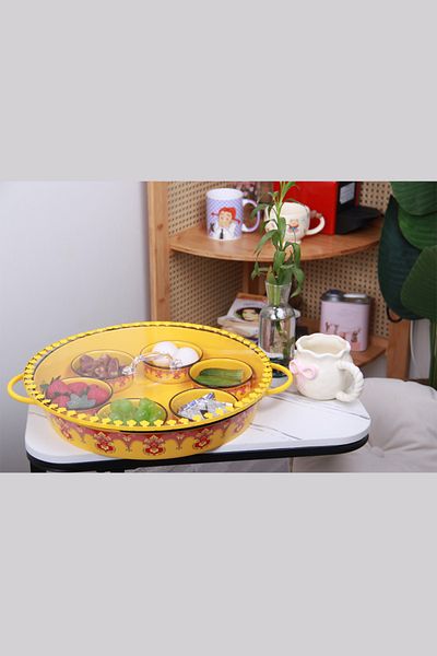 Generic صينية إفطار بغطاء مع زبديات تقديم