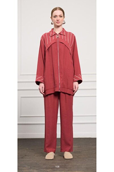 Nuss Suit with Pants Red 1048