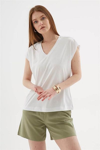 Fashion Friends V-Neck White Women's T-Shirt 25Y0540K1