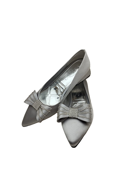 GİRGÖR FİYONKLU ÜSTÜ TAŞLI AYAKKABI