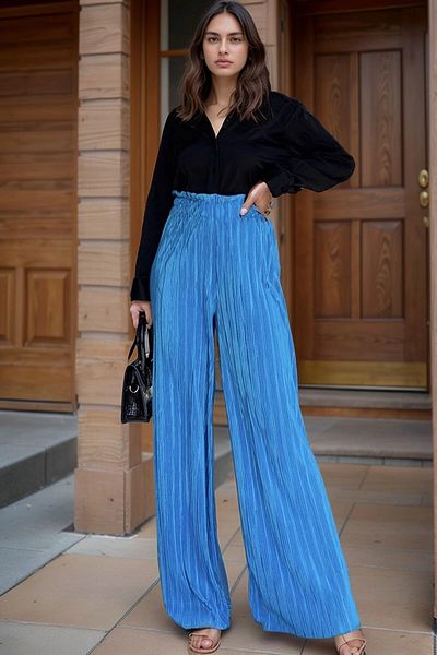 bacc Women's Blue Self Textured Elastic Waist Wide Leg Loose Trousers Bcbsk-25700-3578