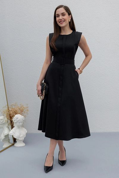 Aventien Rochie midi neagră cu buzunar cu centură
