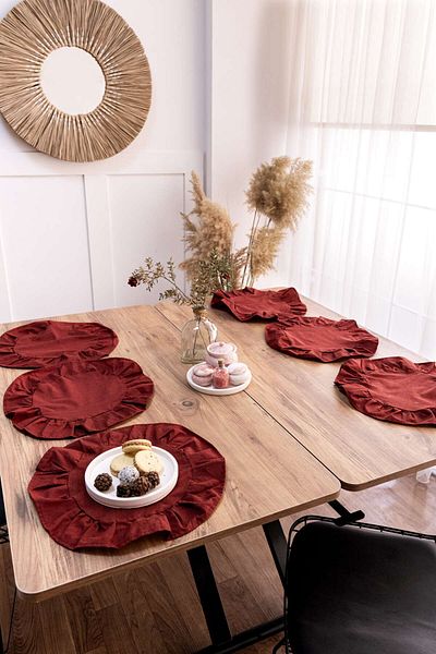 Morlay 6-Piece Placemat Set - Ruffled Cotton Linen, 40 cm - Red Color