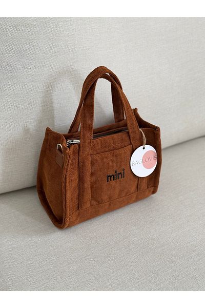 BAGLOVİS Long Strap Tan Colored Small Shoulder Bag with Front Coin Compartment and Mini Embroidered En20 Uzn16