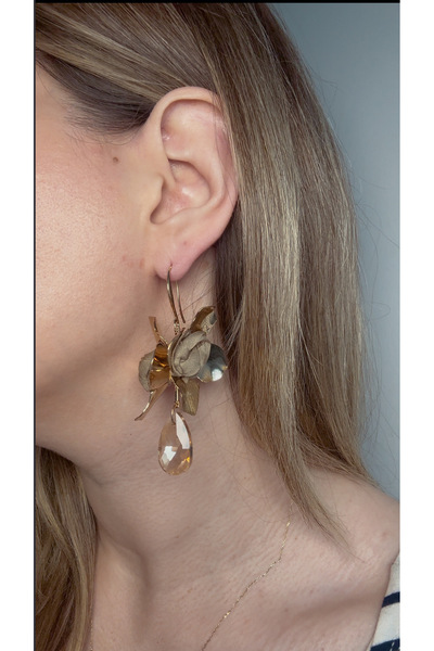 MODA Kararma Yapmayan Çelik Çiçek Taşlı Küpe – 3 Renk Seçeneği