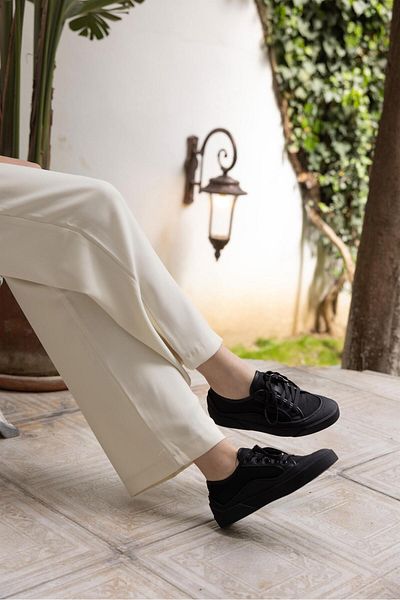 Eataly Shoes 042-1040 Sport pentru femei cu șireturi din plasă neagră