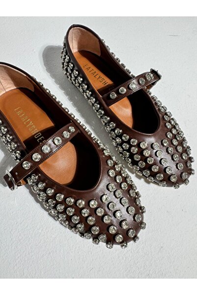 Eataly Shoes حذاء باليرينا مرصع باللون البني المر من ديسكو