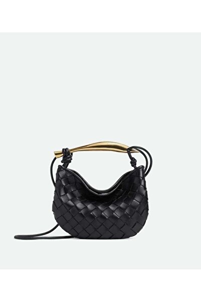 Eataly Shoes أجزاء معدنية باللون الأسود والذهبي - حقيبة في حذاء بحزام جانبي