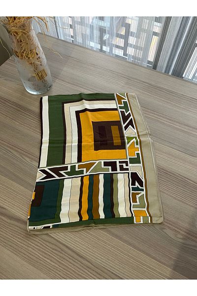 Levidor Green Geometric Pattern Royal Shawl