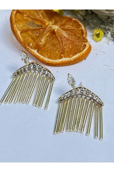 MyladyAccessoriess Special Series Hanging Bar Plate and Zircon Stone Detailed Earrings Gold