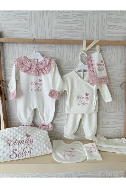 Tosbik tasarım Dantelli kalp ve isim nakışlı isimli kız bebek hastane çıkışı ...
