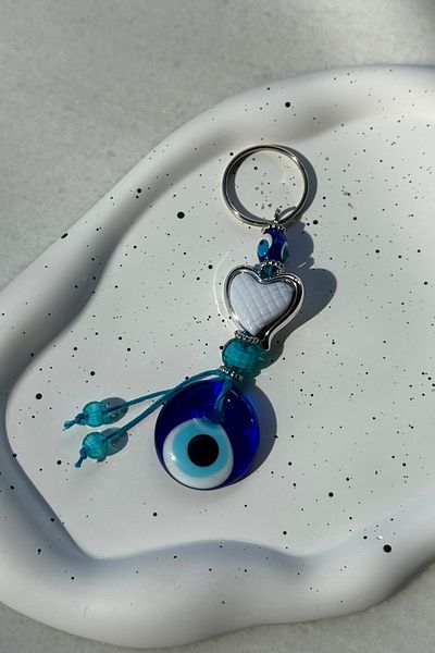 klovi White Heart Evil Eye Beaded Keychain