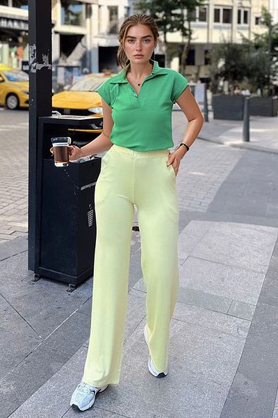 bacc Women's Light Yellow Elastic Waist Pocket Wide Leg Soft Textured Trousers Bcbsk-25700-3169
