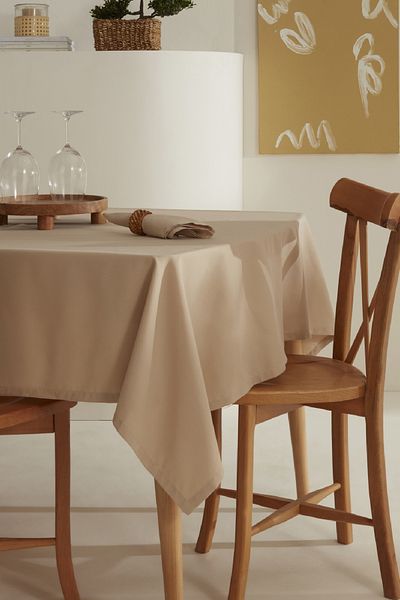 Karaca Home Beige Belle Dartless Tablecloth