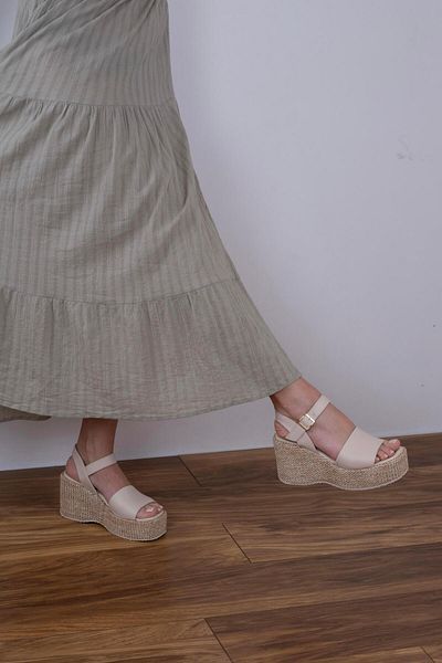 sovrana Real Leather Wedge Heel Sandals Beige