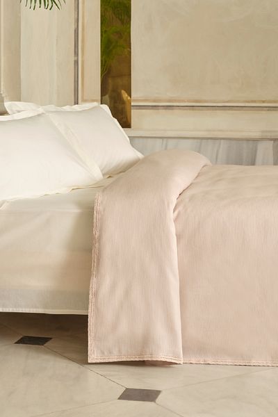 Karaca Home Alya Scalloped Bamboo Double Pike Powder