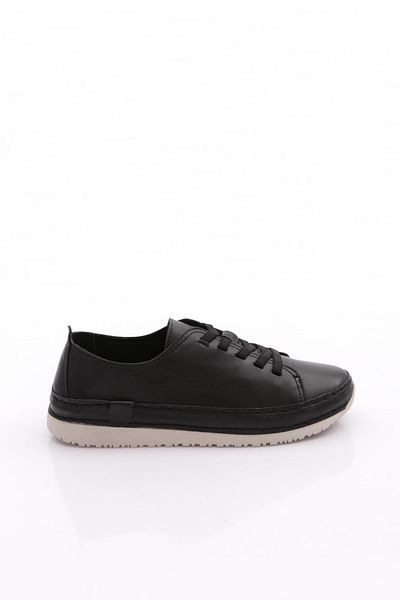 DGN 233026 Pantofi din piele de damă