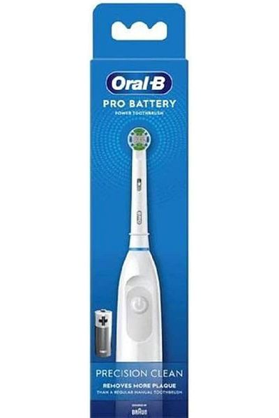 Oral-B Pro Battery Toothbrush, 2 Batteries Included