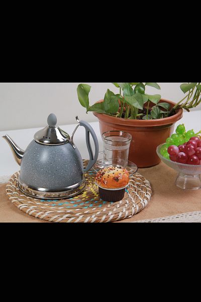 Generic ابريق لشاي والحليب