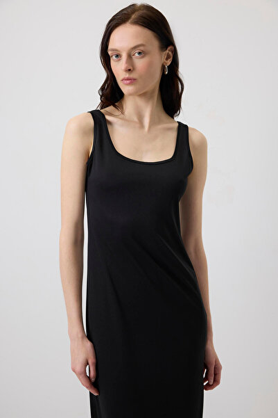 Touché Privé Strap Midi Length Lining